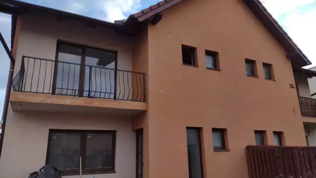 Casa tip duplex de inchiriat in Sibiu 4 camere si 300 mp de curte
