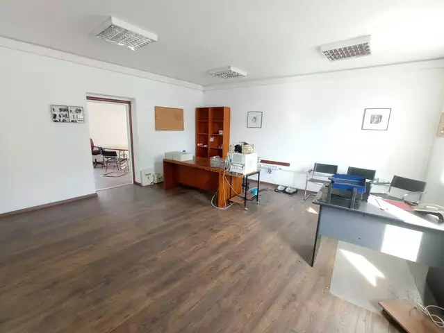 Cladire birouri si camere depozitare de inchiriat Piata Cluj Sibiu