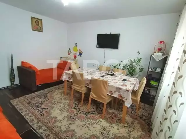 Casa 4 camere curte comuna 110 mp utili in Sibiu Terezian