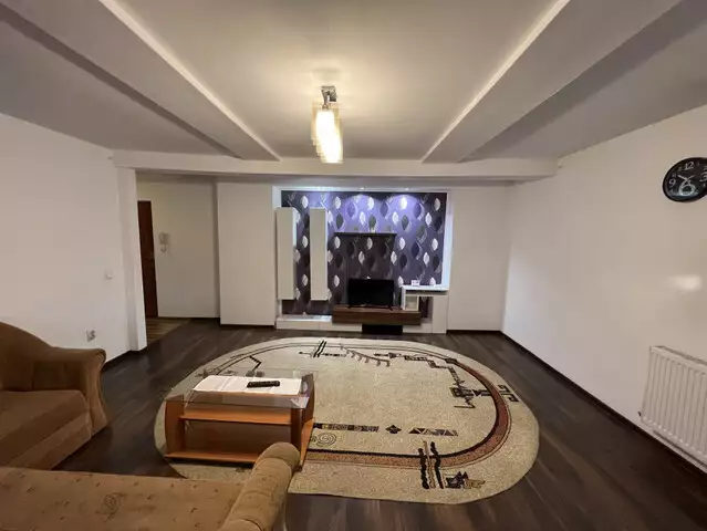 Apartament de vanzare 3 camere 130 mp utili Tilisca Sibiu