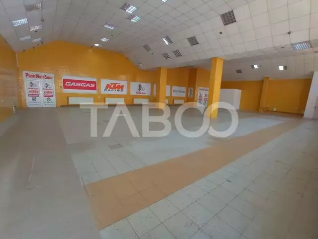 Spatiu comercial 370 mp pretabil showroom  cu parcare Turnisor Sibiu