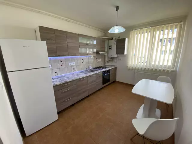 Apartament de inchiriat 2 camere decomandate 50 mp in Selimbar Sibiu