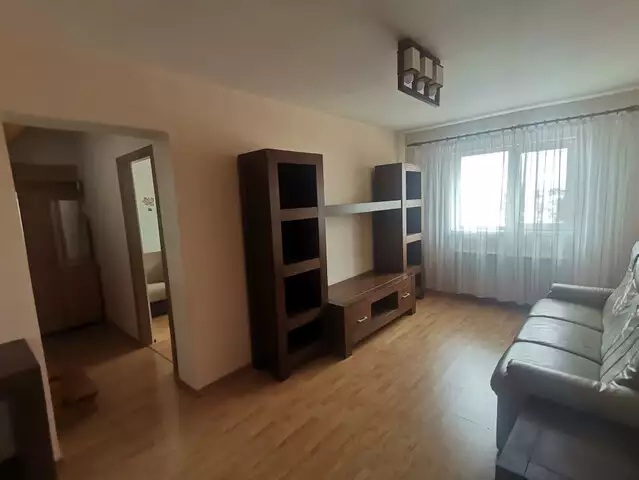 Apartament de vanzare 3 camere 2 bai 71 mp utili zona Strand Sibiu