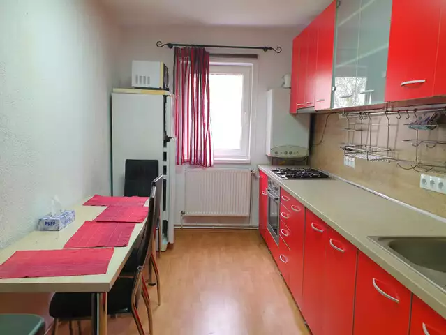 Apartament 3 camere mobilat si utilat de inchiriat Vasile Aaron Sibiu