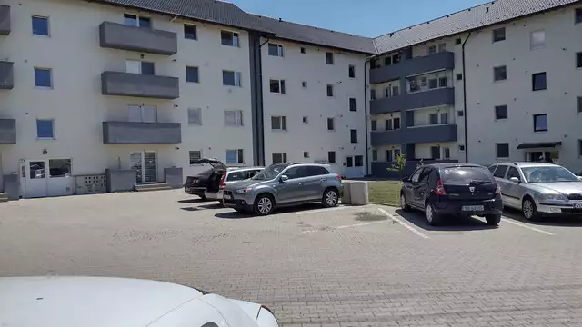 Apartament 2 camere curte de 86 mp si 2 locuri de parcare in Sibiu 