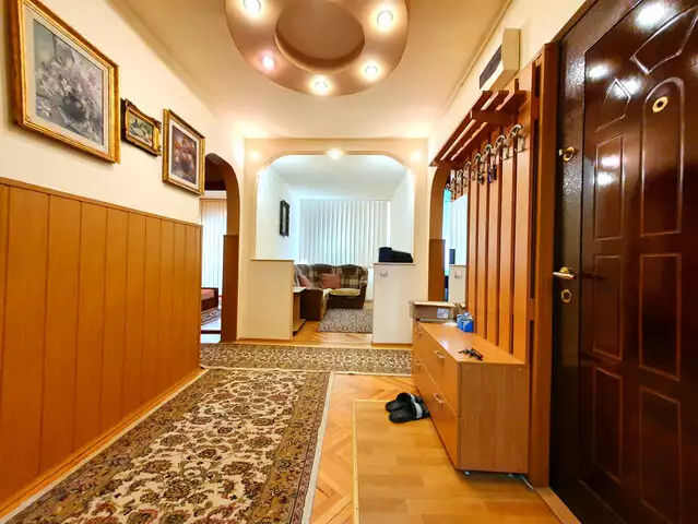 Apartament 4 camere mobilat utilat de inchiriat in Valea Aurie Sibiu