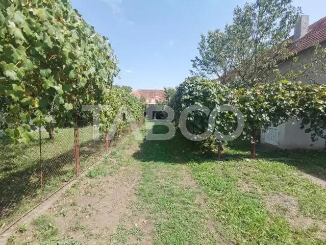 Casa de vanzare 1200 mp in Fagaras zona Negoiu