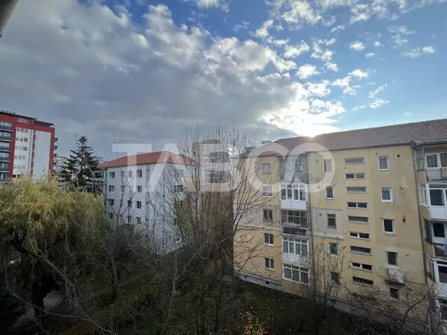 De vanzare apartament 2 camere balcon zona Mihai Viteazu Sibiu
