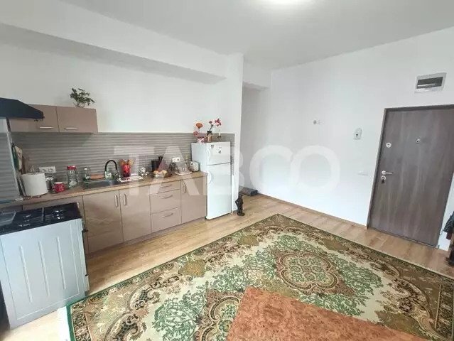 Apartament  2 camere 2 balcoane 59 mp utili cu priveliste spre munti