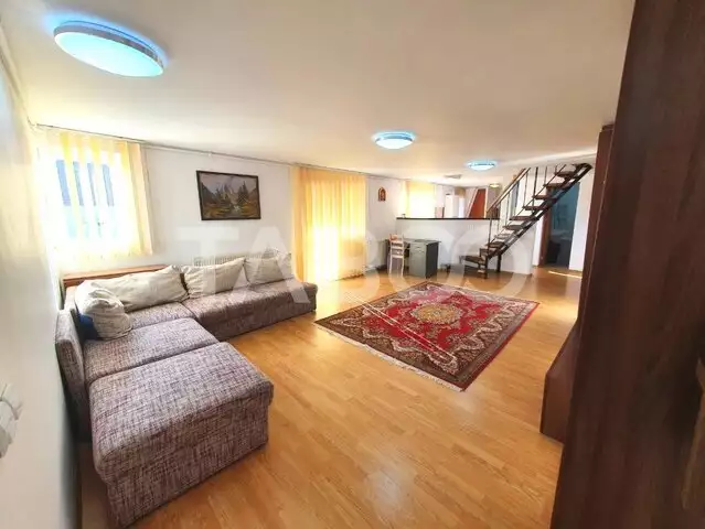 Apartament 4 camere 2 bai si balcon de vanzare zona Ciresica Sibiu