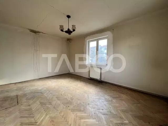 Apartament 2 camere 54 mp curte gradina etaj 1 Mihai Viteazul Sibiu