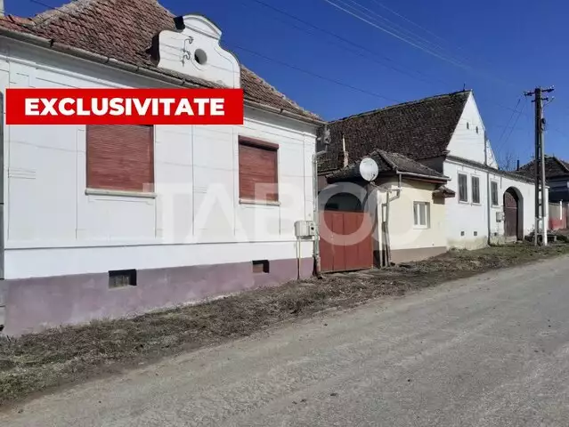 Casa de vanzare 4 camere si teren 1700 mp in Boholt judetul Brasov