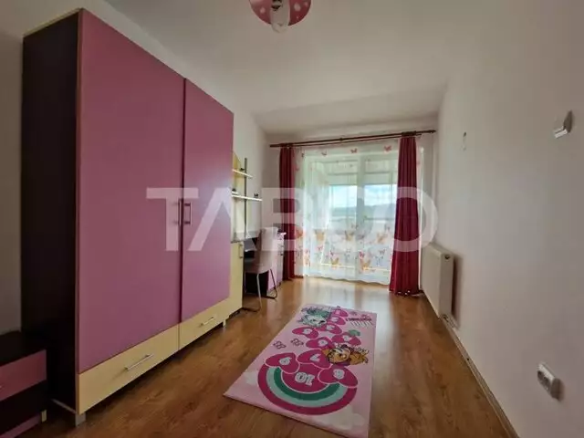 Apartament decomandat 3 camere si terasa Trei Stejari Sibiu