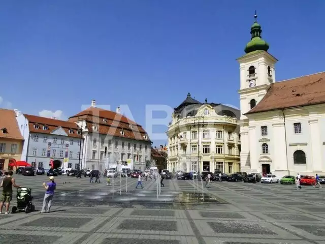 Spatiu comercial de inchiriat 84 mp utili in Sibiu Piata Mare