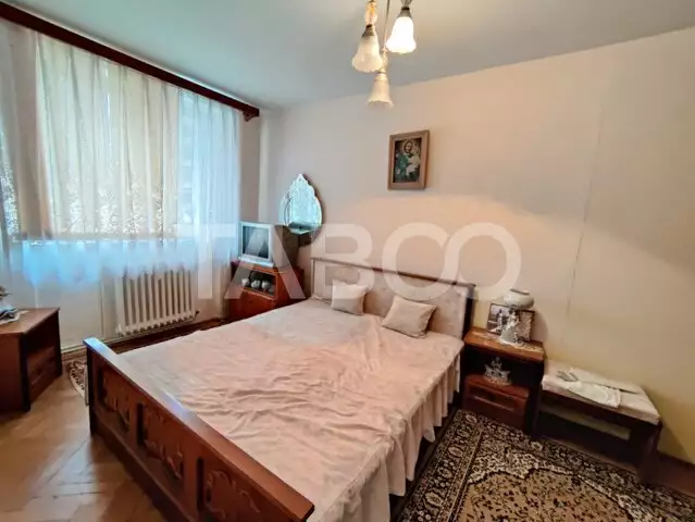 Apartament 2 camere bucatarie separata si balcon Mihai Viteazul Sibiu