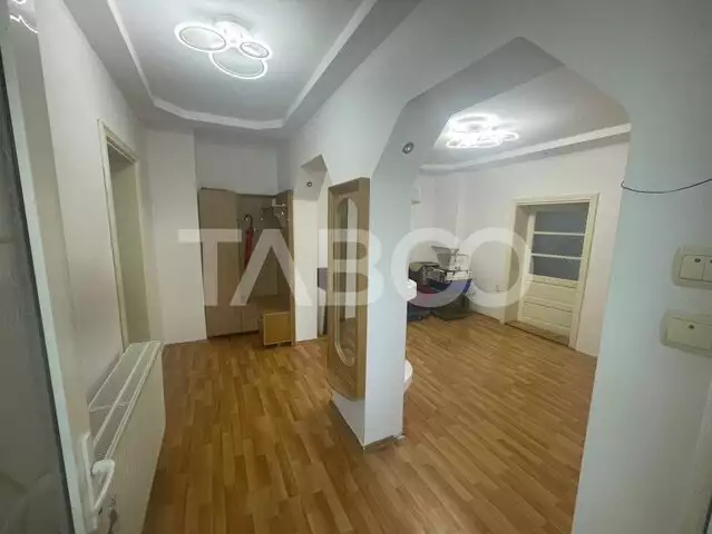 Apartament complet mobilat si utilat la casa in zona Tiglari 