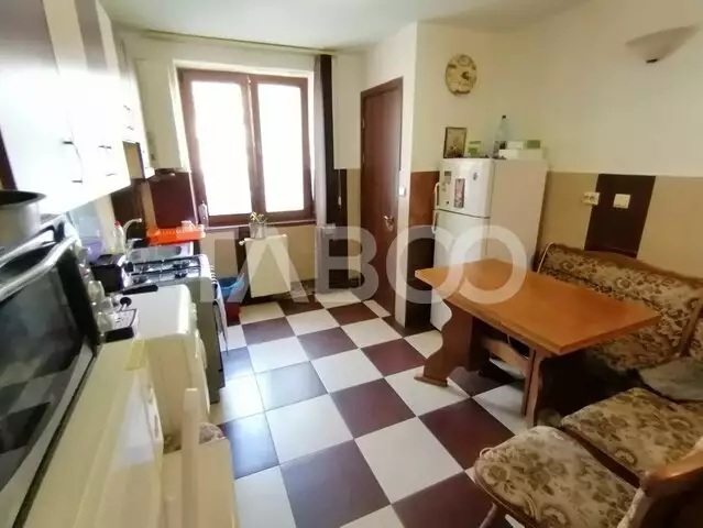 Apartament de vanzare decomandat 3 camere 62 utili zona Rahovei Sibiu