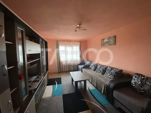 Apartament de inchiriat 43 mp 2 camere zona Tolstoi Alba Iulia