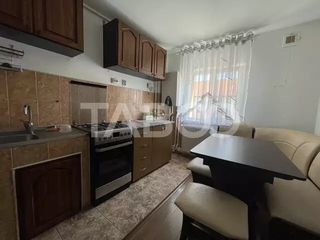 Apartament 2 camere 57 mp zona Stadion Alba Iulia