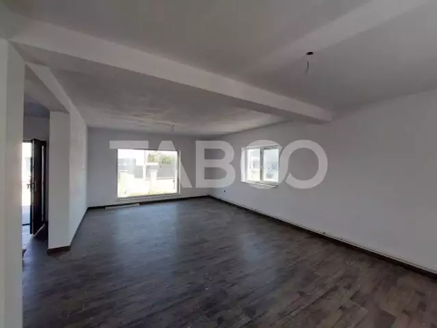 Casa insiruita 4 camere 2 bai 120 mpu balcon curte Micesti Alba Iulia