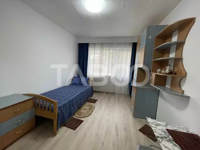 Apartament 2 camere 54 mp balcon etajul 3 zona Cetate Alba Iulia