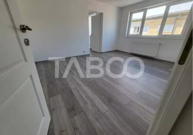 Apartament spatios si renovat modern 2 camere 40 mp Cetate Alba Iulia