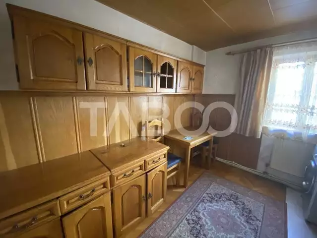 Apartament de vanzare 3 camere 72 mp etaj 1 zona Cetate Alba Iulia