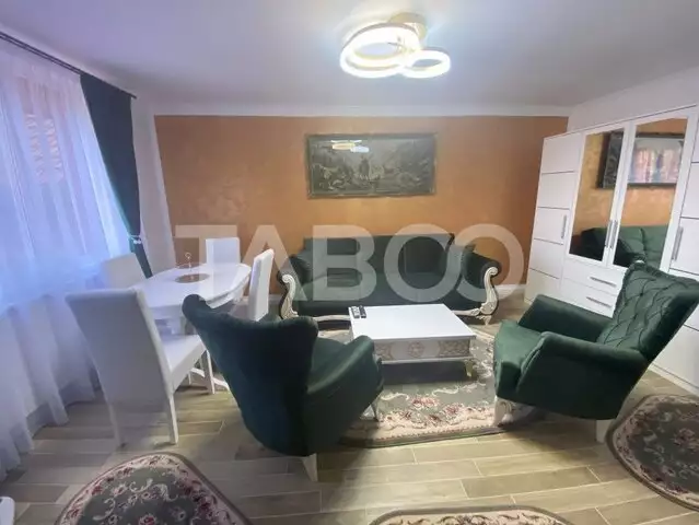 Apartament 3 camere 60 mpu mobilat utilat curte Centru Alba Iulia 