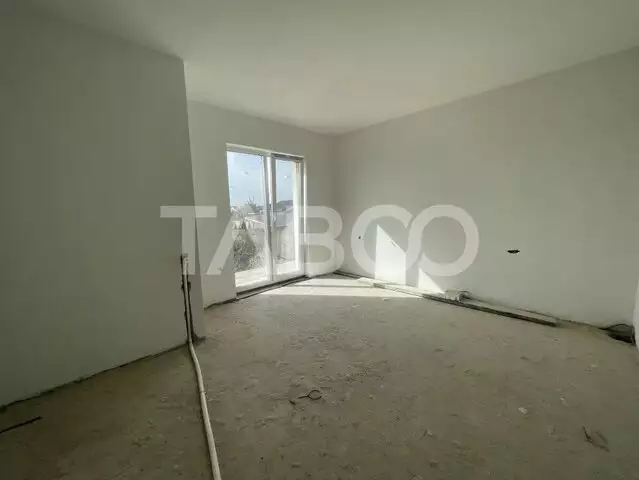 Casa tip duplex 4 camere 122 mp utili terasa zona Cetate Alba Iulia