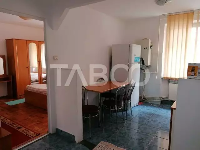 Apartament Ultracentral Alba Iulia 2 camere etaj intermediar 1 din 3