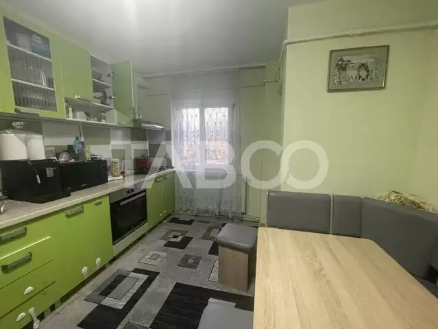 Apartament 2 camere 46 mp boxa 13 mp zona Industriala Alba Iulia