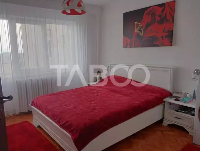 Apartament decomandat 2 camere 45 mp utili balcon Cetate Alba Iulia