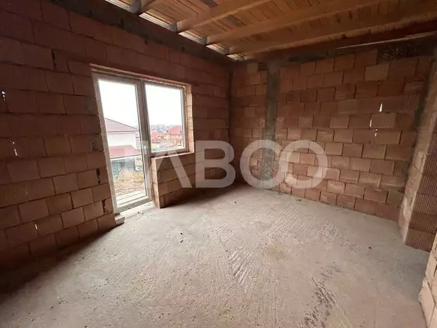 Casa tip duplex 4 camere 120 mp utili terasa curte Cetate Alba Iulia