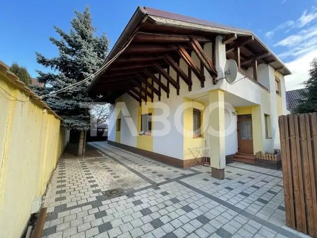 Casa individuala in Selimbar cu teren generos - masa de biliard cadou