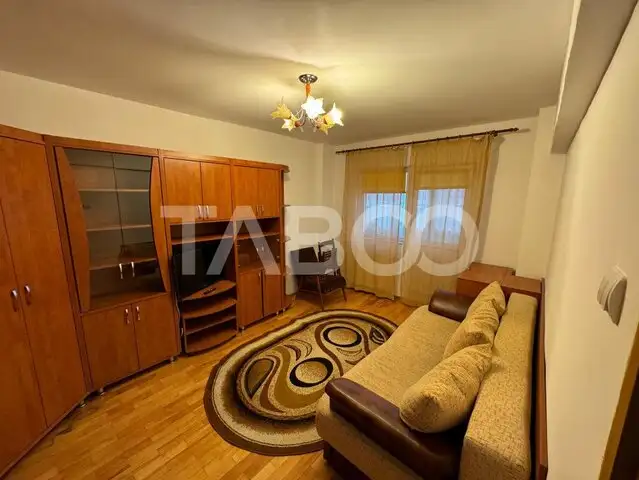 Apartament de inchiriat 46 mpu decomandat 2 camere Mihai Viteazu