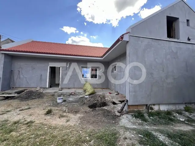 Casa cu 5 camere de vanzare zona Titu Pertia in Fagaras