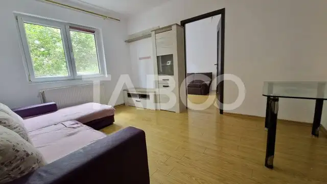 Apartament 2 camere de vanzare Vasile Aaron langa piata