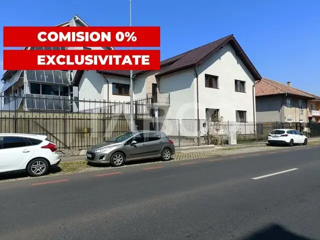 Casa 10 camere 390 mp utili - pe strada Calea Poplacii din Sibiu