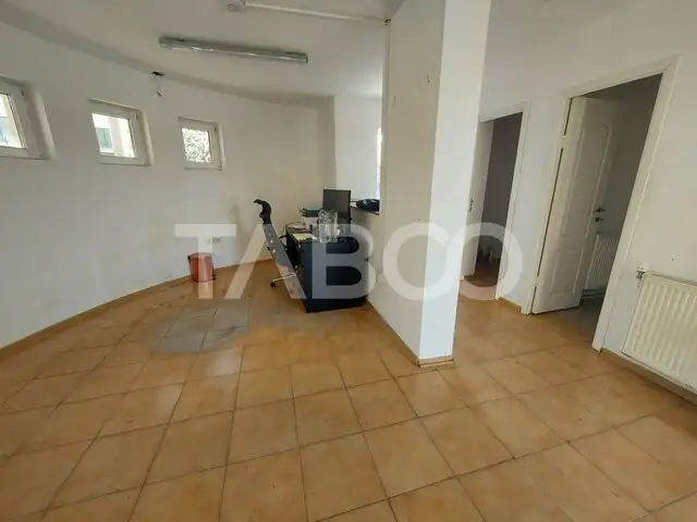 Spatiu de birouri de inchiriat parter 70 mp curte privata Piata Cluj