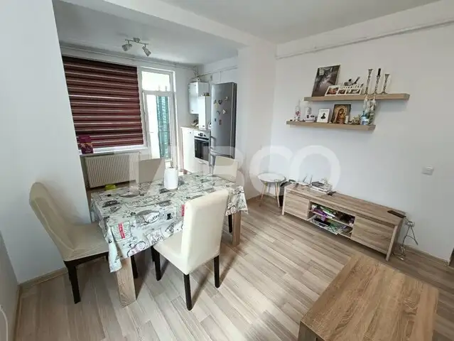 Apartament 3 camere parcare si balcon de vanzare in Arhitectilor