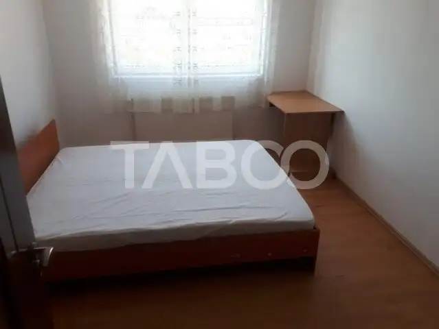 Apartament cu 3 camere mobilate utilate parcare balcon Turnisor Sibiu