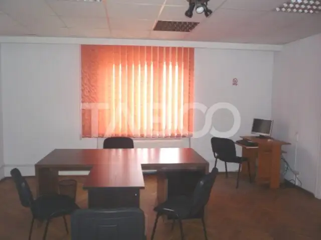 Spatiu birouri 3 balcoane si o terasa in Sibiu 120 mp zona Centrala