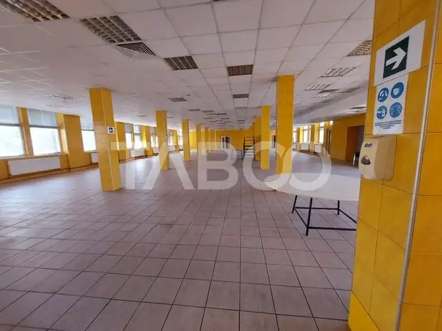 Spatiu comercial de inchiriat 850 mp lift industrial zona Terezian