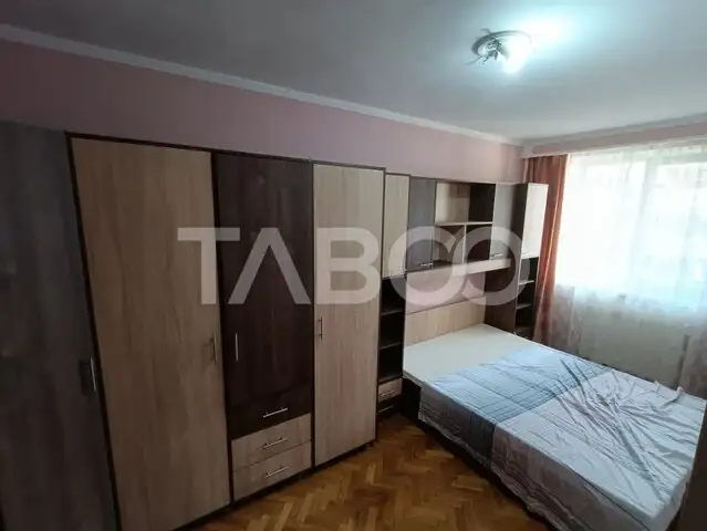 Apartament decomandat 3 camere 65 mpu pivnita Ultracentral Alba Iulia