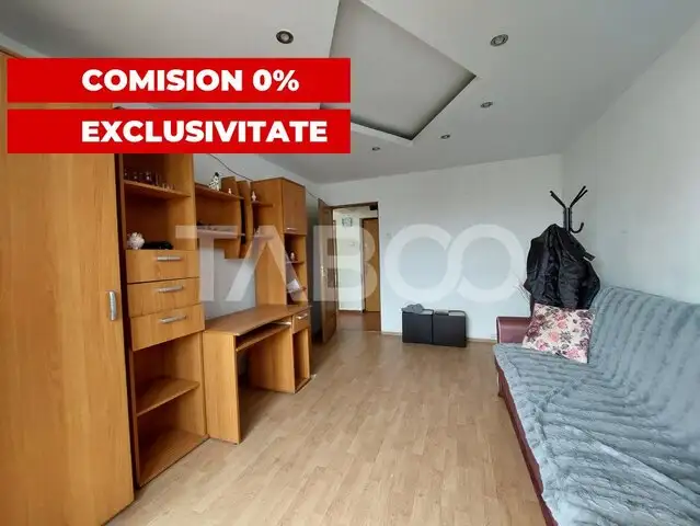 Apartament de vanzare 53 mp 3 camere etaj 3 zona Stejarului Cisnadie