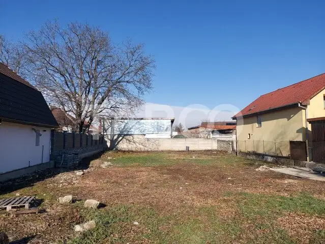 Teren intravilan de vanzare Sibiu zona Lupeni 714 mp front 17 mp