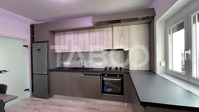 Apartament de vanzare cu 3 camere 2 bai suprafata de 70 mpu in Sibiu