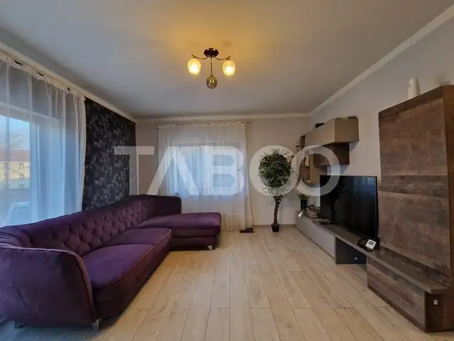 Apartament decomandat 3 camere si loc de parcare Cisnadie Sibiu