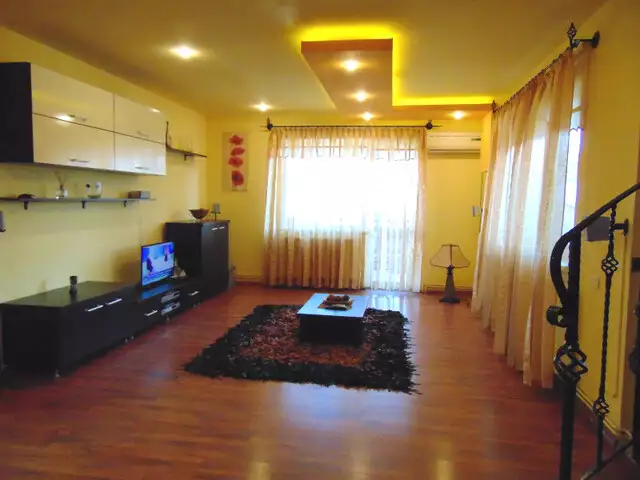 Apartament de închiriat cu 3 camere decomandate în zona Ștrand Sibiu