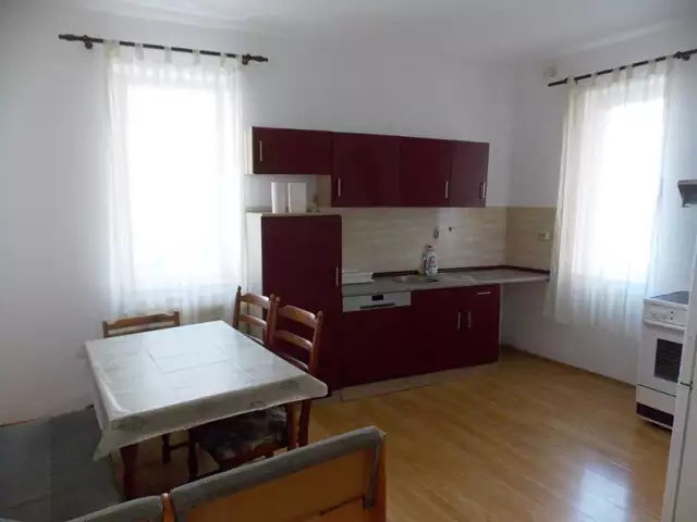 Apartament de inchiriat cu 3 camere si 2 bai in Sibiu zona Strand